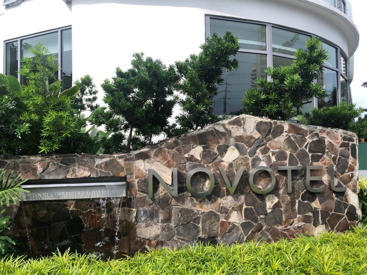 Luxxe Interior Design Condo - Novotel Residences At Acqua Private Residences Mandaluyong Bagian luar foto