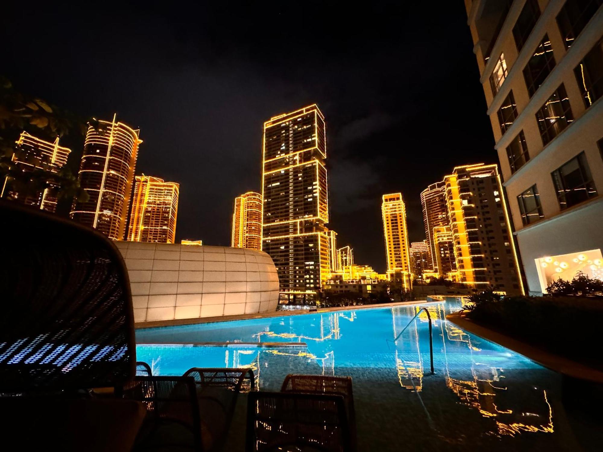 Luxxe Interior Design Condo - Novotel Residences At Acqua Private Residences Mandaluyong Bagian luar foto